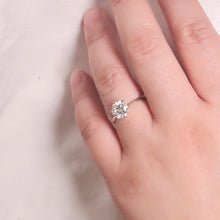 Load image into Gallery viewer, *Moissanite Solitaire*