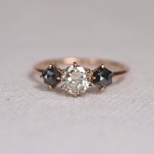 Load image into Gallery viewer, Himpapawid Collection: Buwan Ring