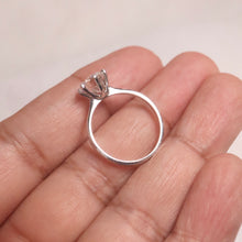 Load image into Gallery viewer, *Moissanite Solitaire*