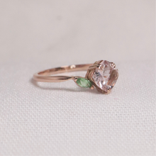 Load image into Gallery viewer, *Flower Ring*